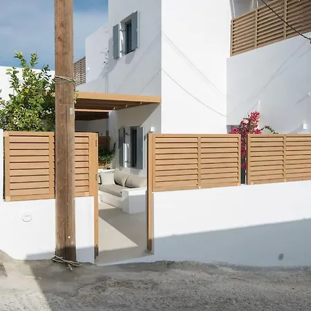 Aba ηospitalité, The Deluxe Suite, * Naoussa