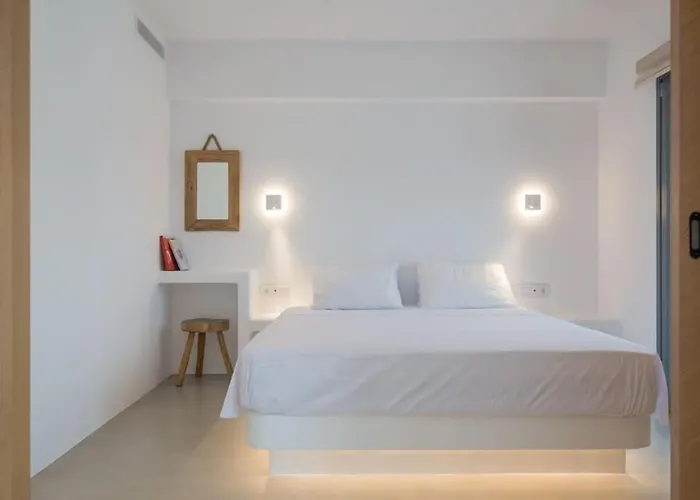 Aba ηospitalite, The Deluxe Suite, *