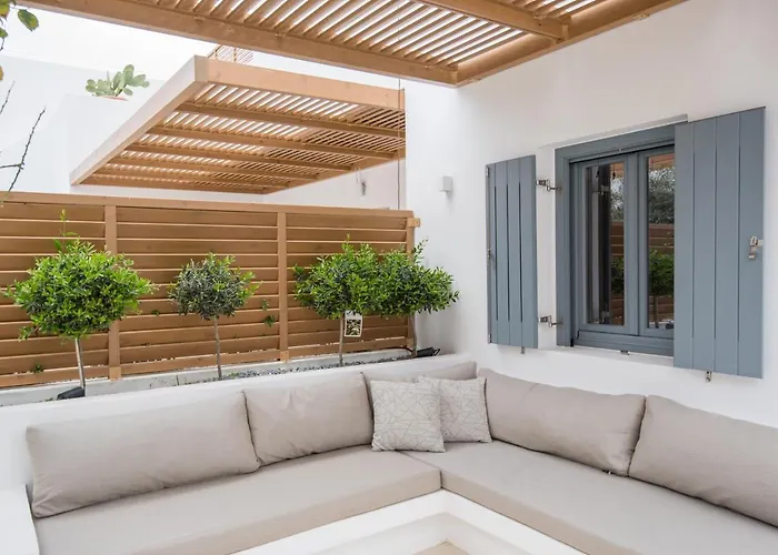 Aba ηospitalite, The Deluxe Suite, * Naousa (Paros)